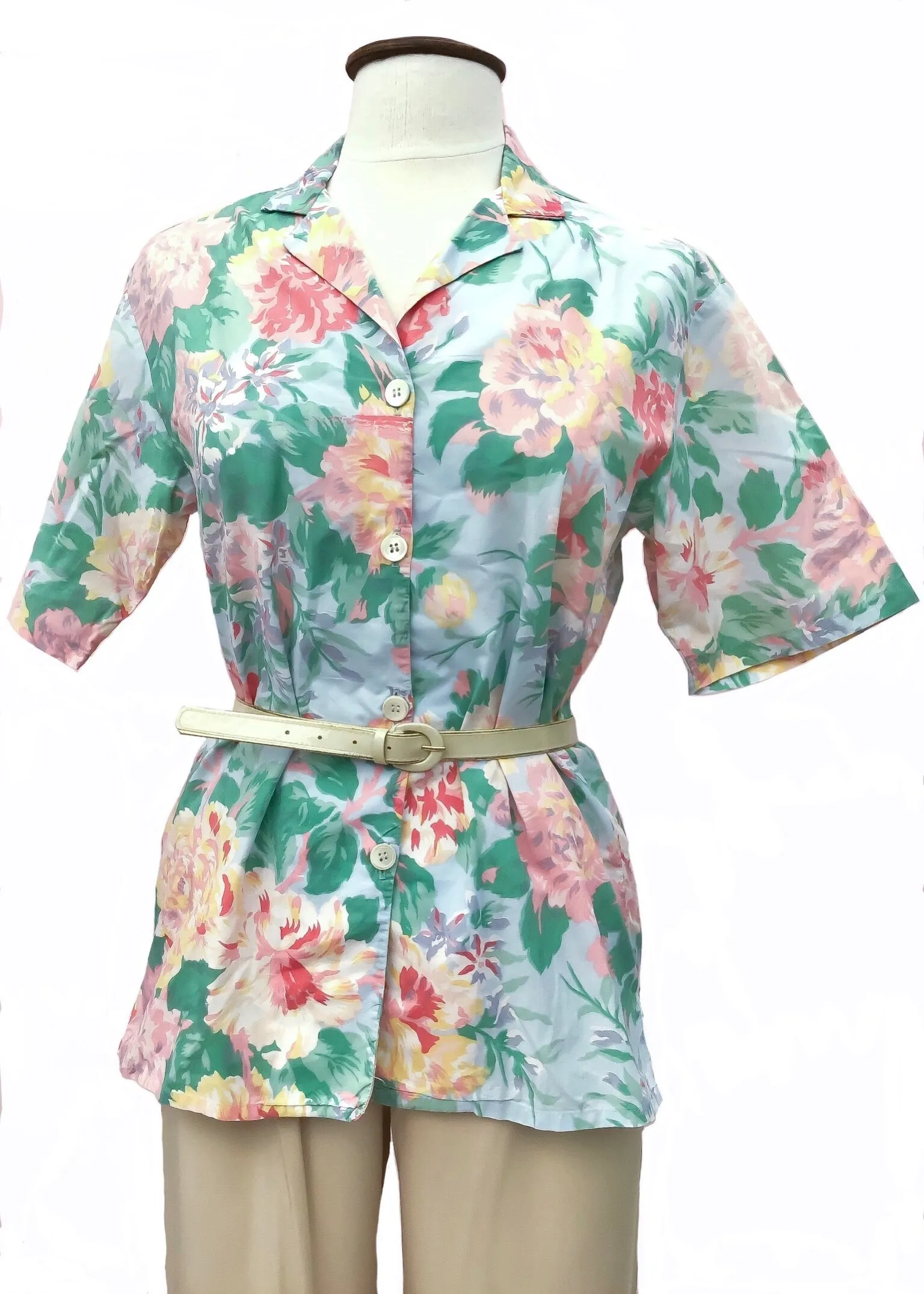 1980s Vintage Mulberry Liberty Cotton Floral Short Sleeve Blouse