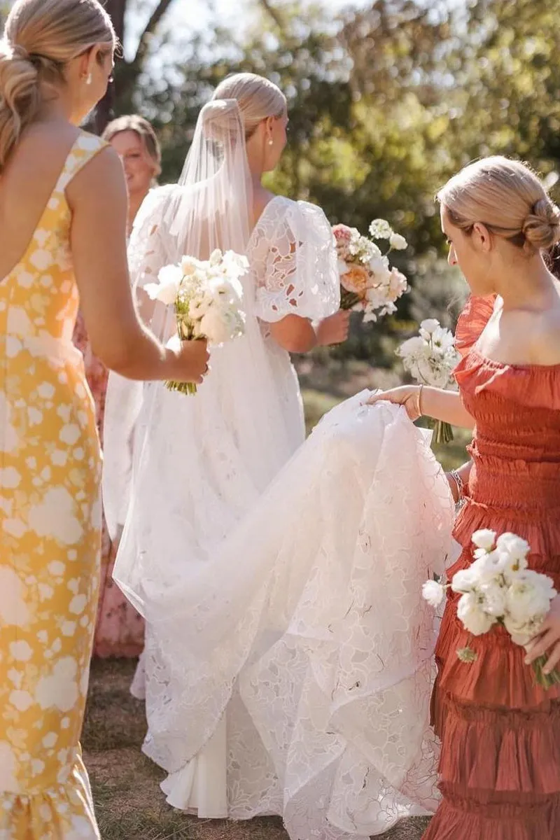 A-Line Square Neck Vintage Lace Wedding Dresses VK24052103